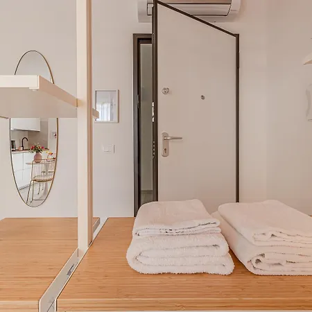 Cosmopolitan Апартаменты *